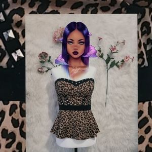 3/20$- Small leopard tank top with razzle dazzle